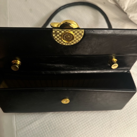 Black and gold structured shoulder bag - Picture 4 of 5